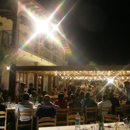 Villa Agriturismo Da Lino Agripizza Samugheo Exterior foto